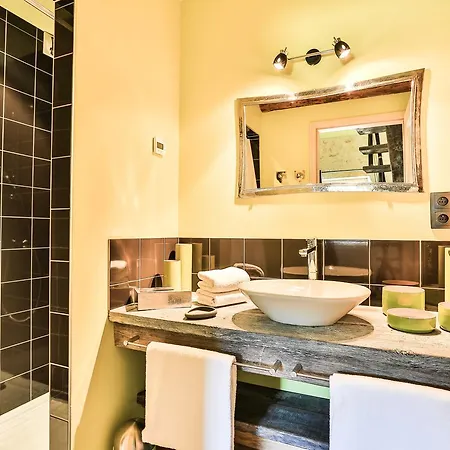 1784 Domaine De Tatil Evi